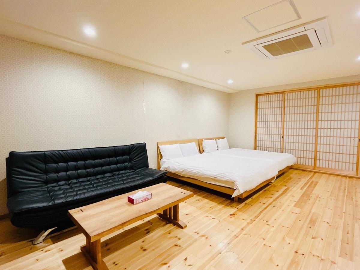 אוסקה Shimanouchi Luxury Apartment מראה חיצוני תמונה